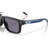 Oakley Holbrook, Matte Black w/ Prizm Grey