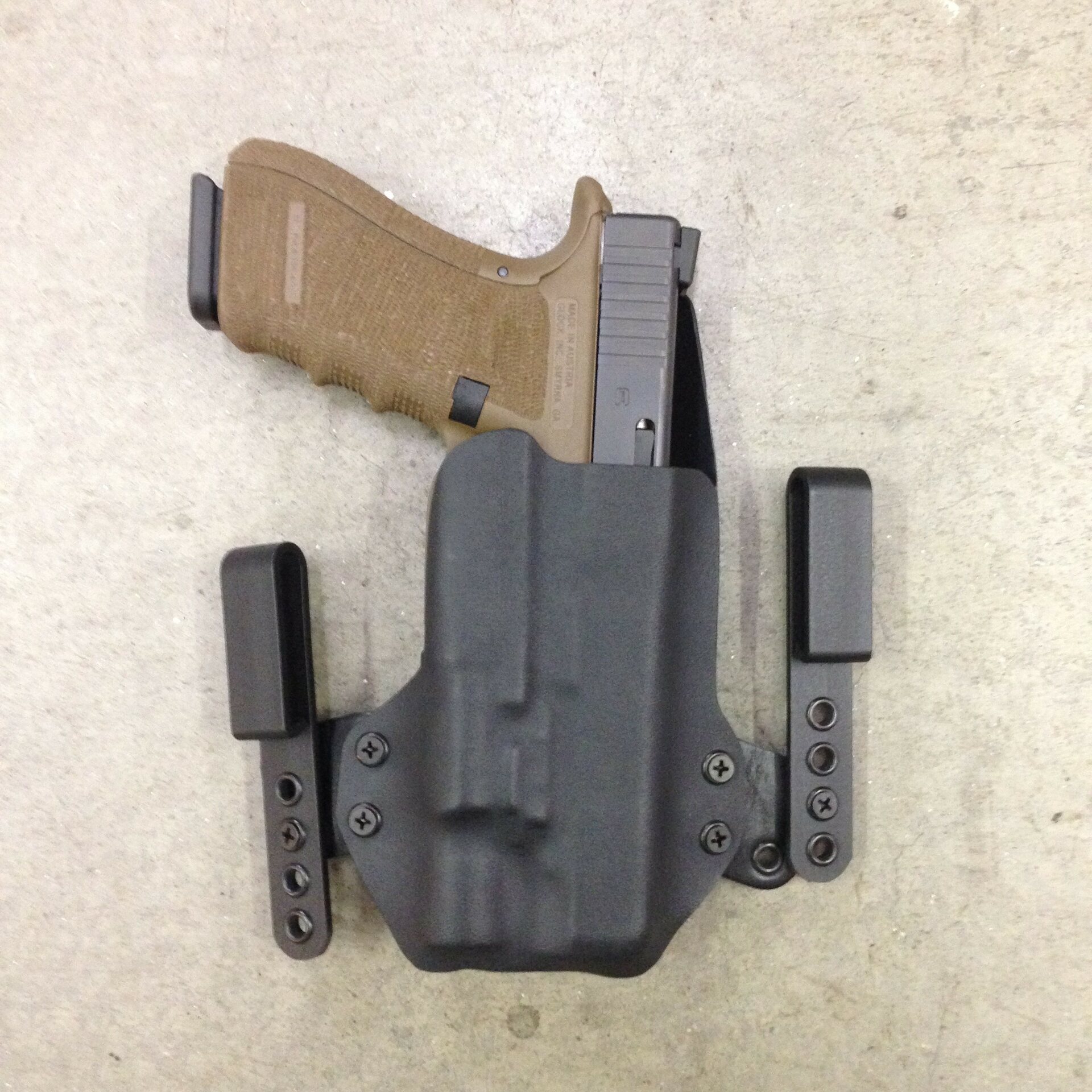 BlackPoint Tactical Mini WING™ IWB Holster with Light | Law Enforcement