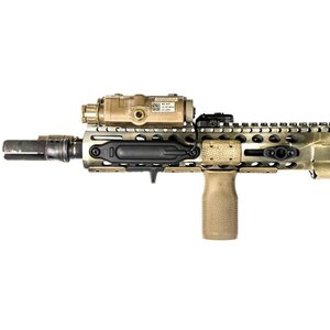Magpul M-LOK® TAPE SWITCH MOUNTING PLATE – INSIGHT® PEQ M-LOK SLOT SYSTEM