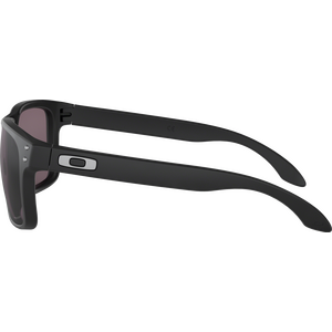 Oakley Holbrook, Matte Black w/ Prizm Grey