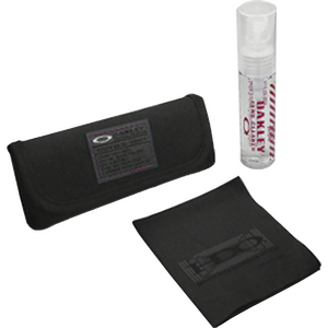 Oakley Lens cleaning kit