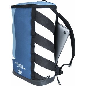 SNAP Backpack 18L
