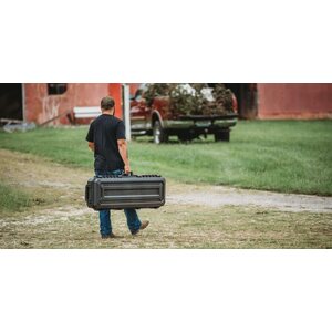 Plano AW2™ 52" Rifle/Shotgun Case