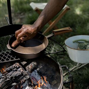 Barebones All In One Cast Iron Skillet