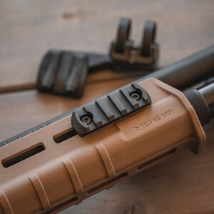 Magpul M-LOK Aluminum Rail Section, 5 Slots