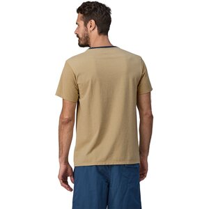 Patagonia Shop Sticker Pocket Responsibili-Tee Unisex