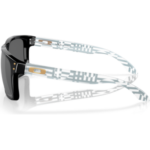 Oakley Holbrook XL, Black w/ Prizm Black Polarized