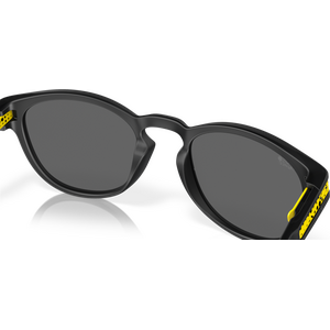 Oakley Latch, Matte Black Ink w/ Prizm Black