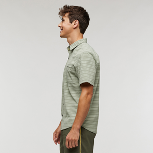 Kellan is 6'1" / 185 cm and wearing size medium