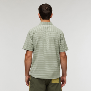 Kellan is 6'1" / 185 cm and wearing size medium
