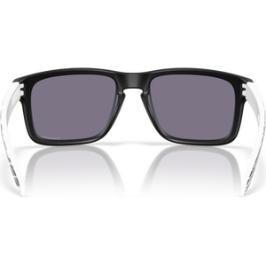 Oakley Holbrook, Matte Black w/ Prizm Grey