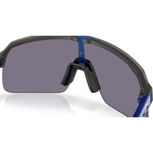 Oakley Sutrto Lite, Matte Grey Smoke w/ Prizm Grey