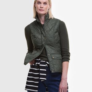 Barbour Otterburn Quilted Gilet Womens