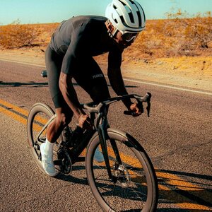 Fizik Vento Vega Carbon