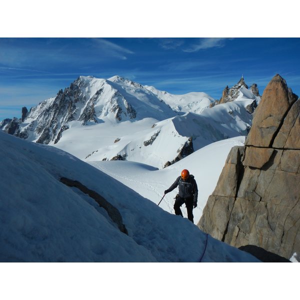 Adventure Partners Vuorikiipeilyn treenisessio aloittelijoille
