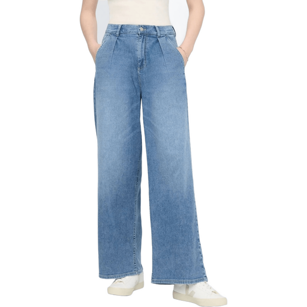 Duer Performance Denim Lite Pleated Pant Womens