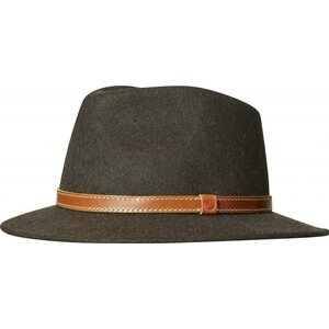 Hattar med brätten